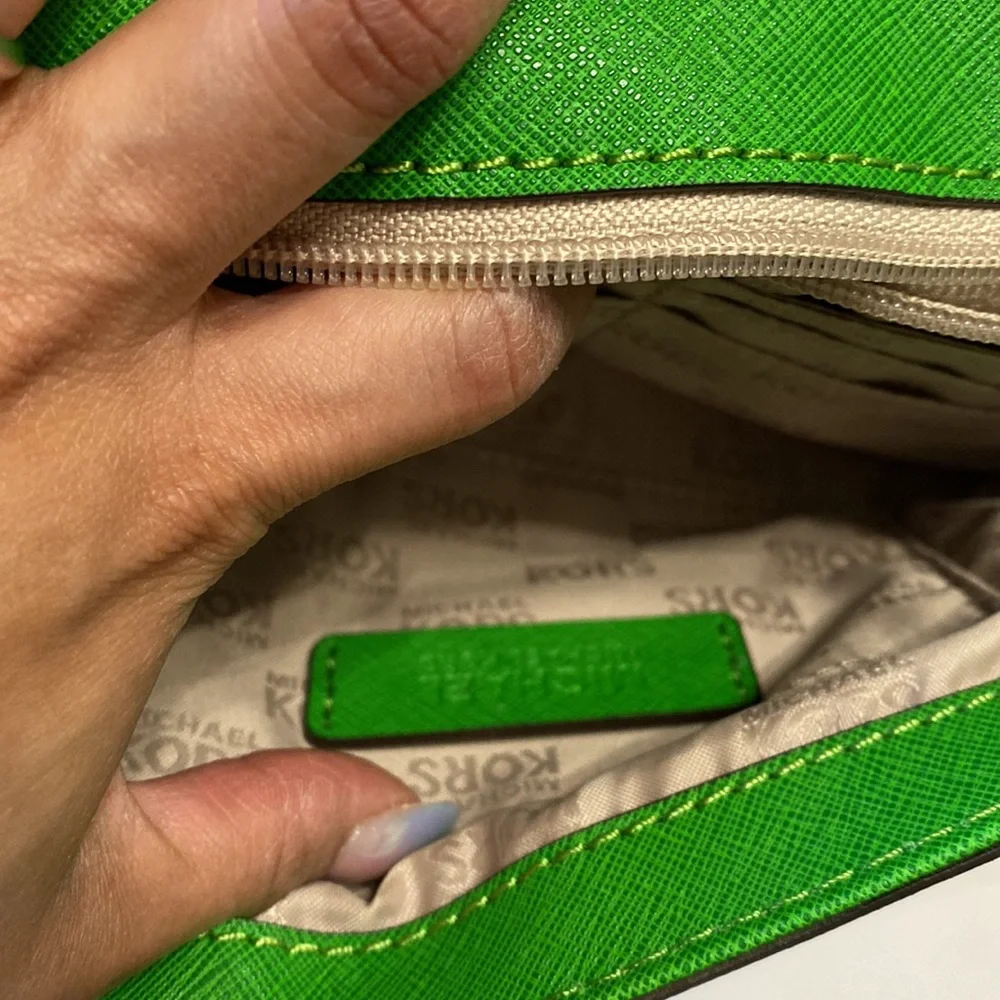 NWT Michael Kors green wallet clutch shoulder bag - Picture 7 of 13